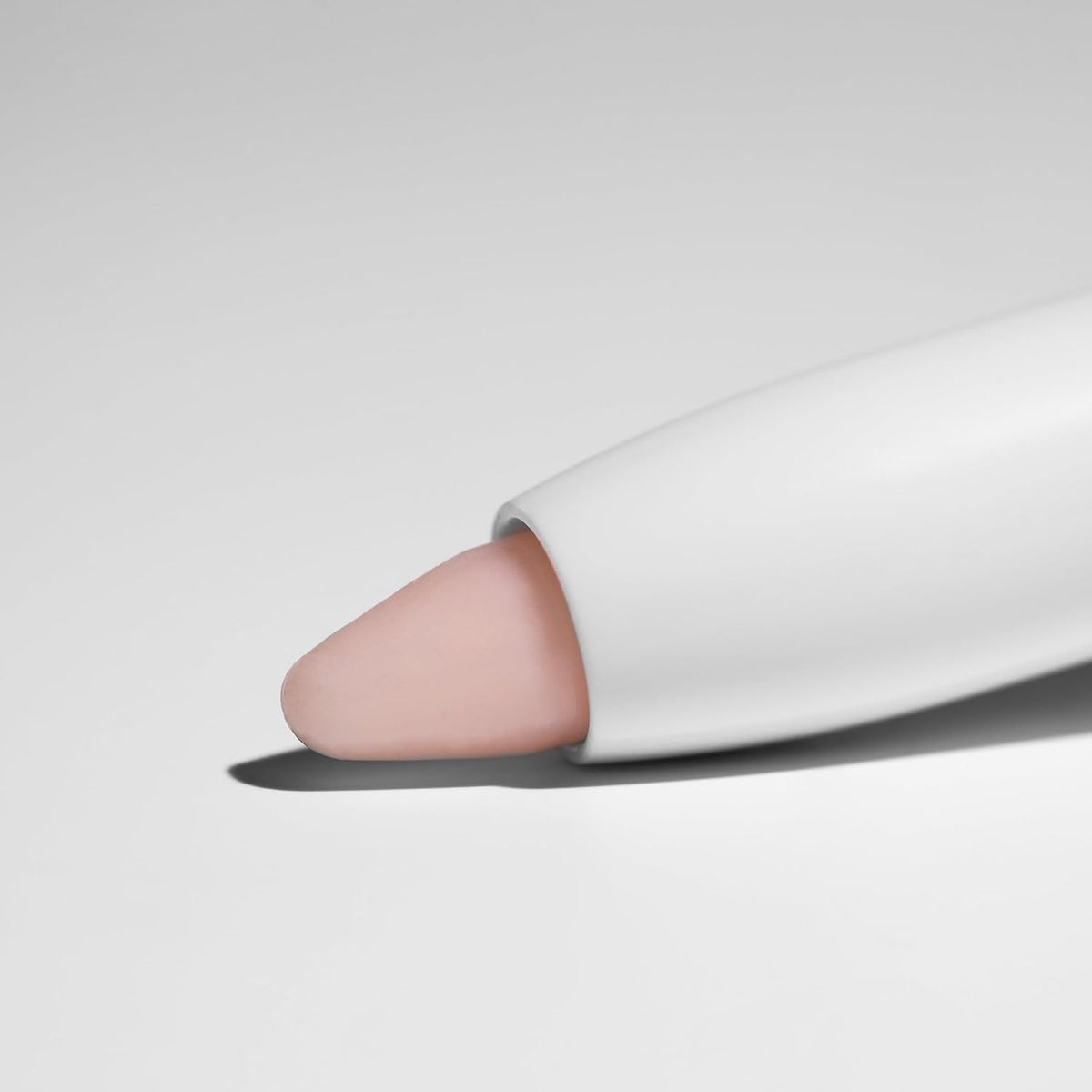 INGLOT HoldOn Lip Primer 1.4 g