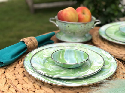 Golden Rabbit Enamelware 16 in Oval Basket