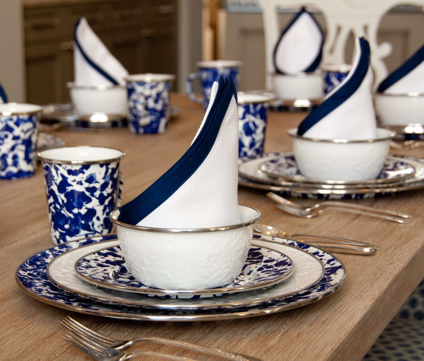 Golden Rabbit Enamelware Dinner Plates - Set of 4