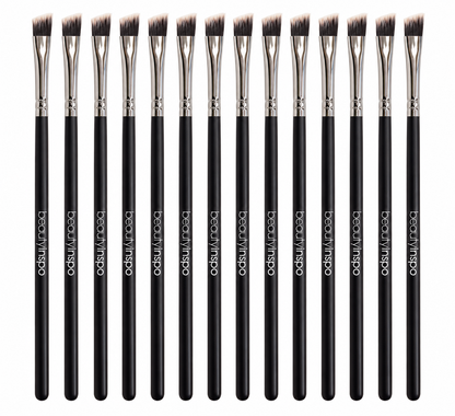 Beauty Inspo Angled Eyeliner Brush
