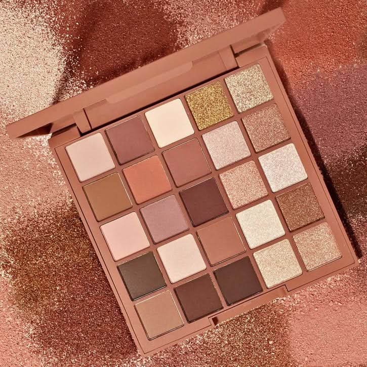 Jason Wu Beauty Flora 25 Earth Angel Eyeshadow Palette